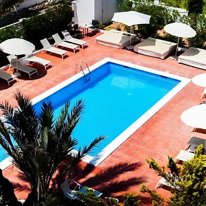 https://sandic-apartments-santa-eulalia-del-rio.ibizaislandhotels.net